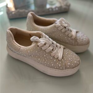 Betsy Johnson Sidny Ivory Pearl Sneakers